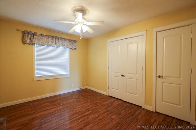 2005 Lakeview Drive, Sulphur, OK 73086