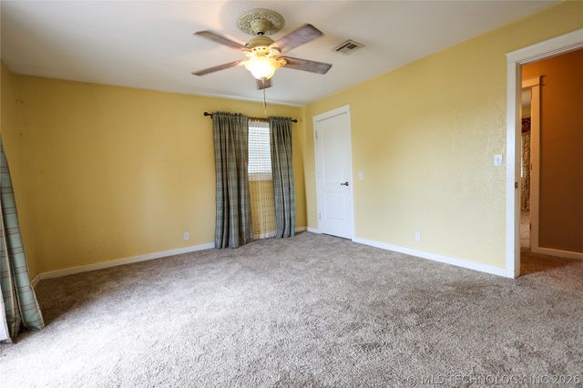 2005 Lakeview Drive, Sulphur, OK 73086