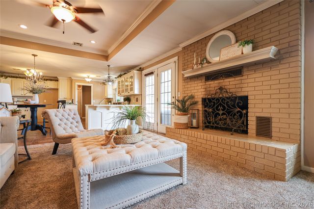 2005 Lakeview Drive, Sulphur, OK 73086