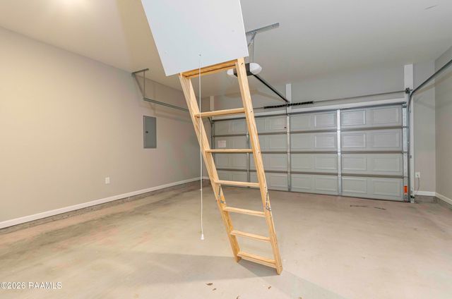 100 Jantz Drive, Lafayette, LA 70506