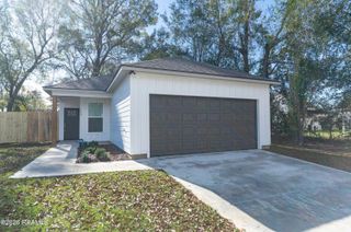 100 Jantz Drive, Lafayette, LA 70506