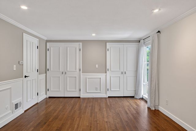 11 Oak Street 48, Wellesley, MA 02482