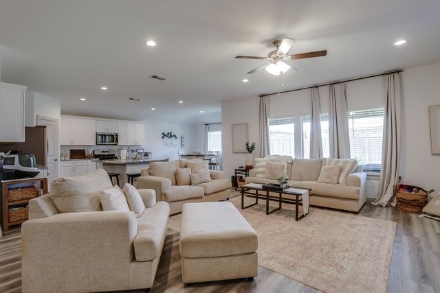 10520 Albany Avenue, Lubbock, TX 79424