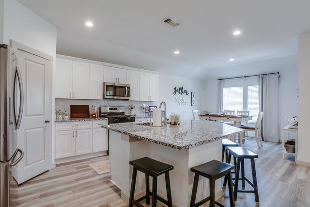 10520 Albany Avenue, Lubbock, TX 79424