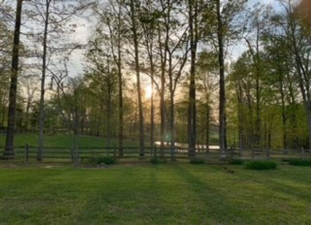 447 W Bangham Rd, Cookeville, TN 38501