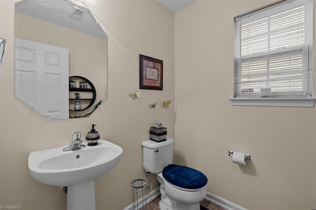 4413 Gray Wolf Way, Greensboro, NC 27406