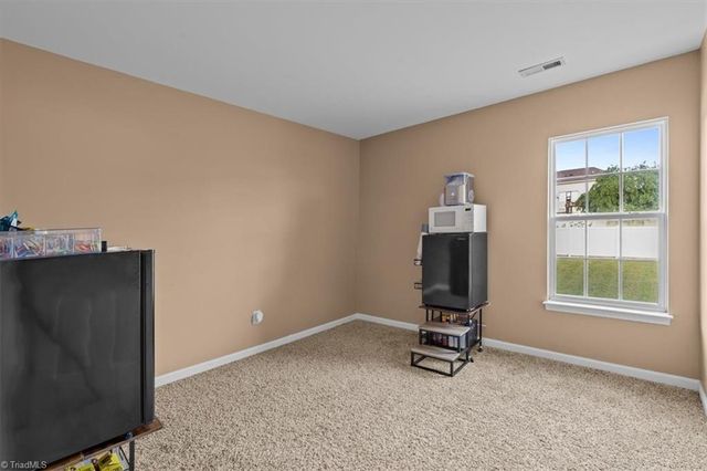 4413 Gray Wolf Way, Greensboro, NC 27406