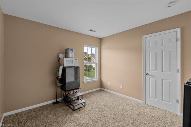 4413 Gray Wolf Way, Greensboro, NC 27406