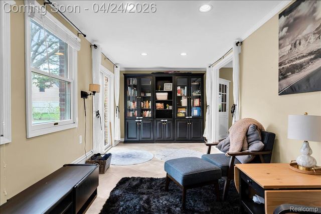 4161 Seminole Drive, Royal Oak, MI 48073