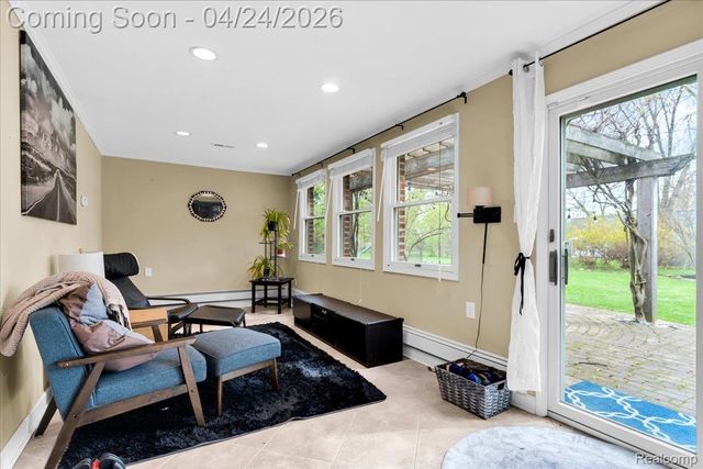 4161 Seminole Drive, Royal Oak, MI 48073