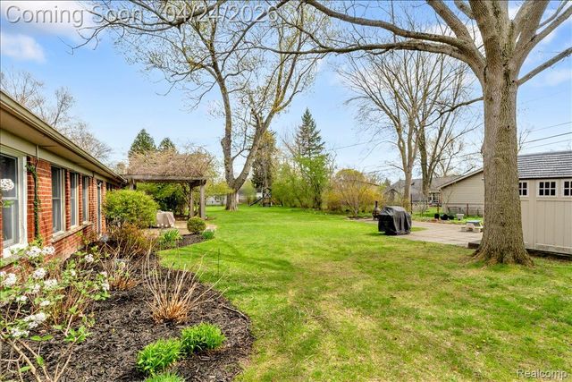 4161 Seminole Drive, Royal Oak, MI 48073