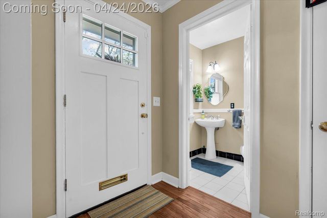 4161 Seminole Drive, Royal Oak, MI 48073