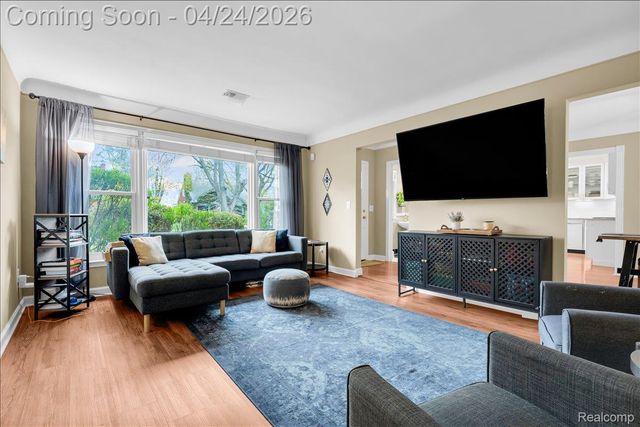 4161 Seminole Drive, Royal Oak, MI 48073