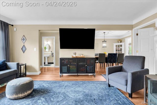 4161 Seminole Drive, Royal Oak, MI 48073