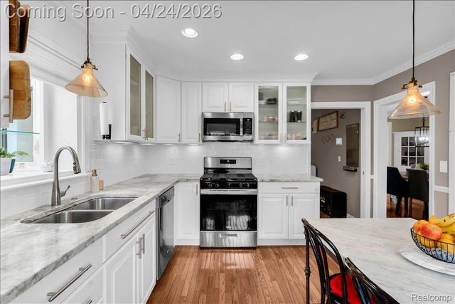 4161 Seminole Drive, Royal Oak, MI 48073