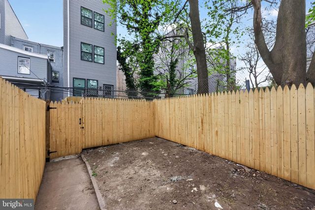 2117 N FRANKLIN ST, Philadelphia, PA 19122