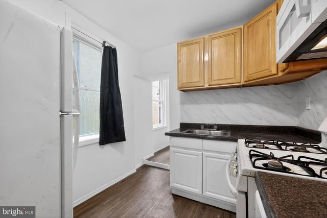 2117 N FRANKLIN ST, Philadelphia, PA 19122