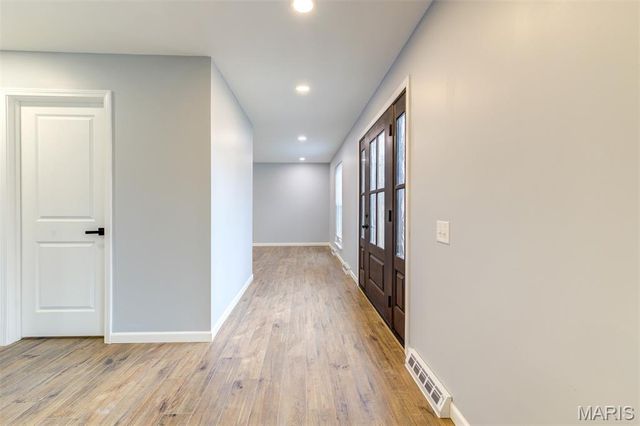 114 Lea Meadows Drive, Ballwin, MO 63011