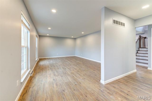 114 Lea Meadows Drive, Ballwin, MO 63011