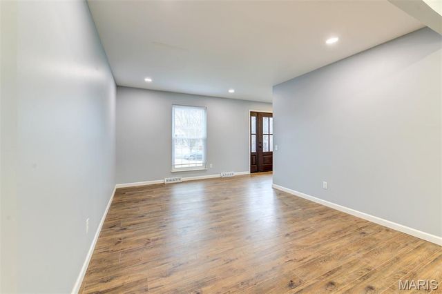 114 Lea Meadows Drive, Ballwin, MO 63011