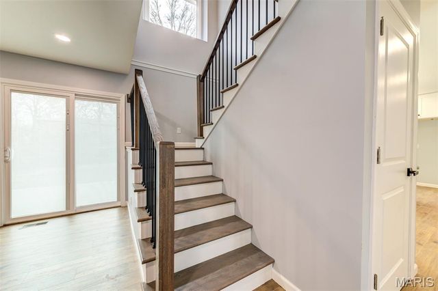 114 Lea Meadows Drive, Ballwin, MO 63011