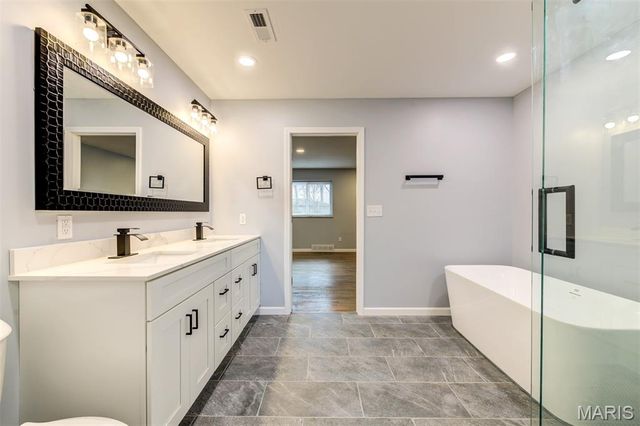 114 Lea Meadows Drive, Ballwin, MO 63011