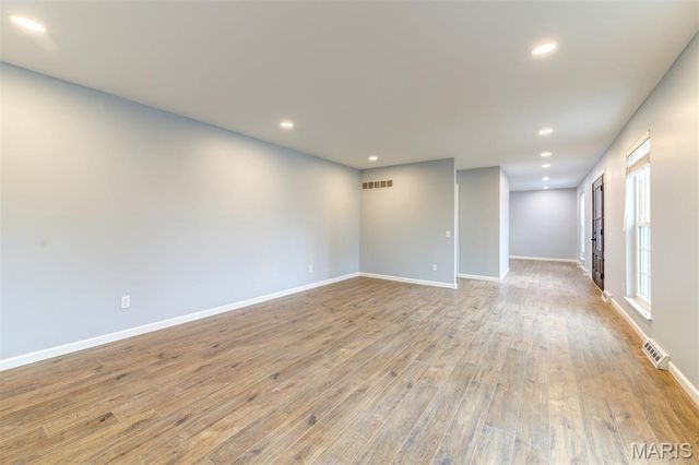 114 Lea Meadows Drive, Ballwin, MO 63011