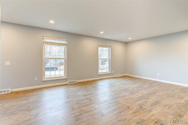 114 Lea Meadows Drive, Ballwin, MO 63011