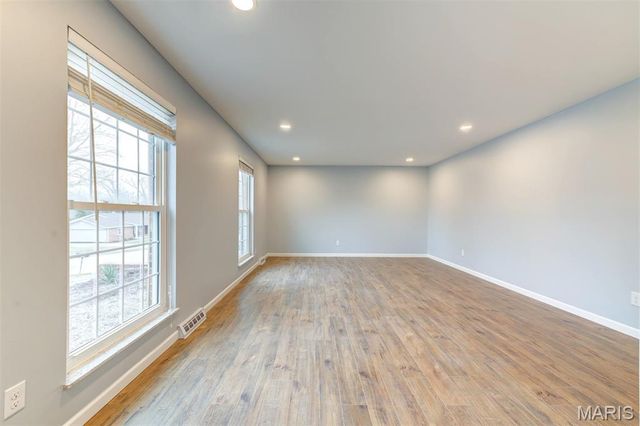 114 Lea Meadows Drive, Ballwin, MO 63011