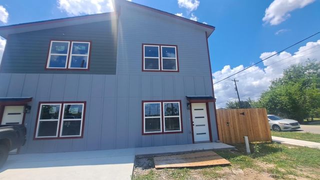 9806 Fillmore Street A, Houston, TX 77029