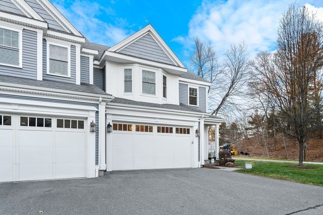 1 Green Ln 1, Framingham, MA 01701
