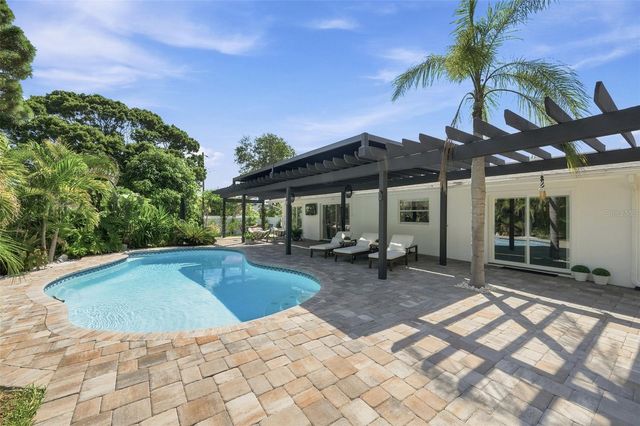 14297 GENEVA DRIVE, Largo, FL 33774