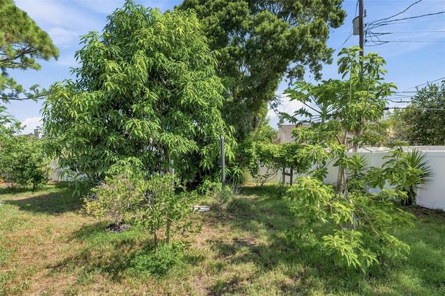 14297 GENEVA DRIVE, Largo, FL 33774