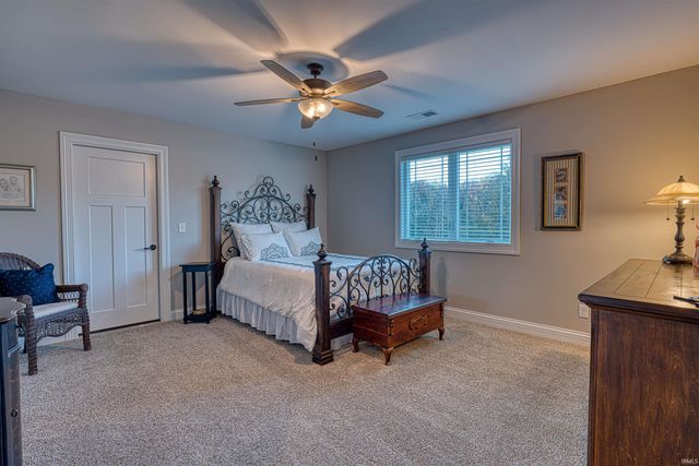 1227 Lakefield Drive, Newburgh, IN 47630