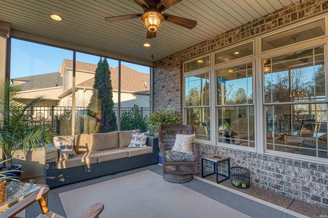 1227 Lakefield Drive, Newburgh, IN 47630