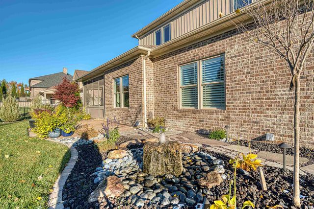 1227 Lakefield Drive, Newburgh, IN 47630