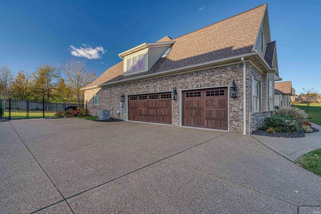 1227 Lakefield Drive, Newburgh, IN 47630