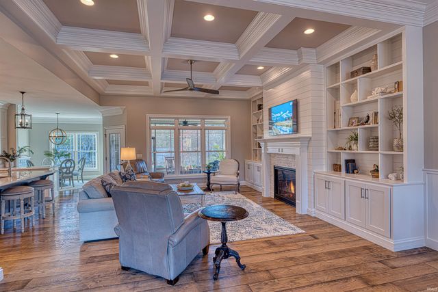 1227 Lakefield Drive, Newburgh, IN 47630