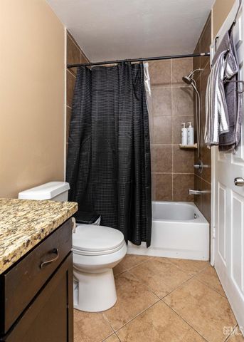 4100 Highland Hills Street, Bakersfield, CA 93308