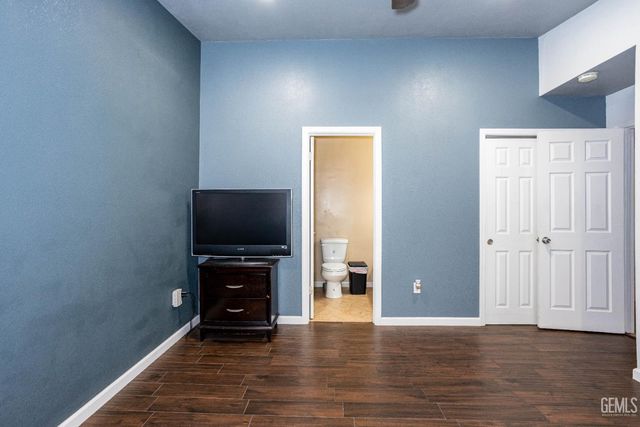 4100 Highland Hills Street, Bakersfield, CA 93308