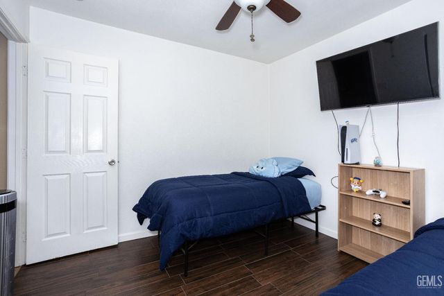 4100 Highland Hills Street, Bakersfield, CA 93308