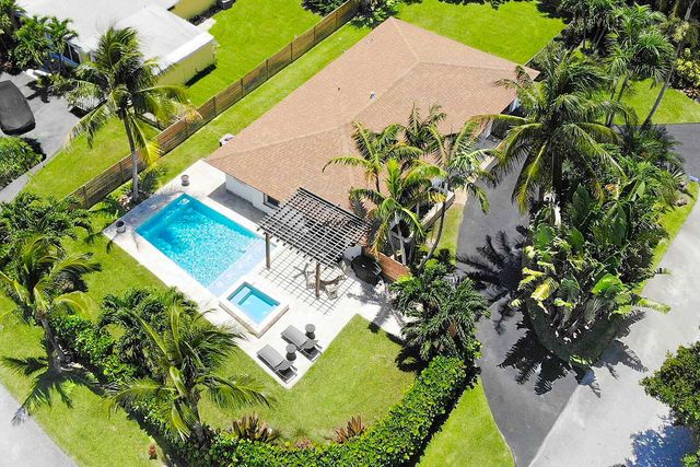 922 Turner Road, Delray Beach, FL 33483