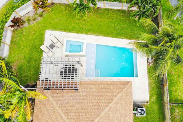 922 Turner Road, Delray Beach, FL 33483