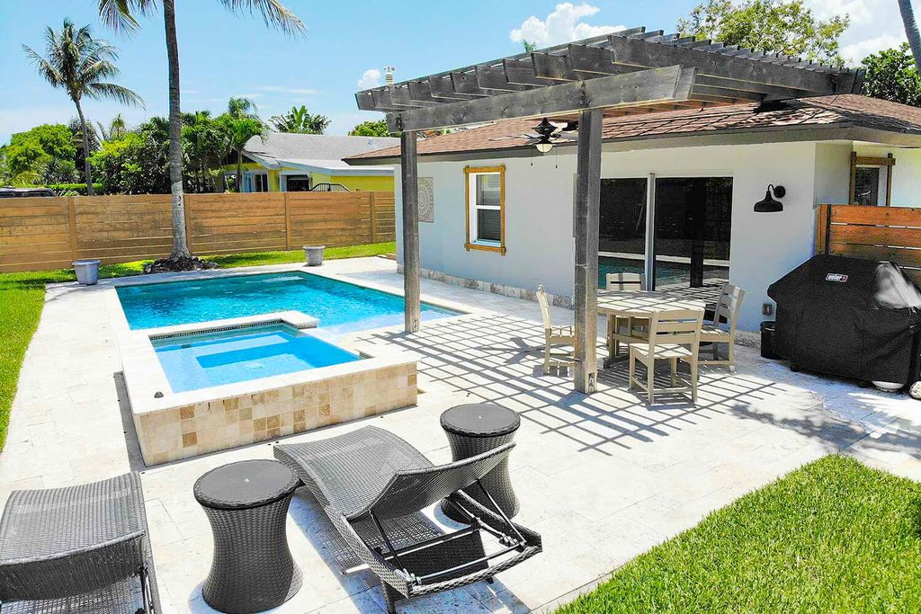 922 Turner Road, Delray Beach, FL 33483