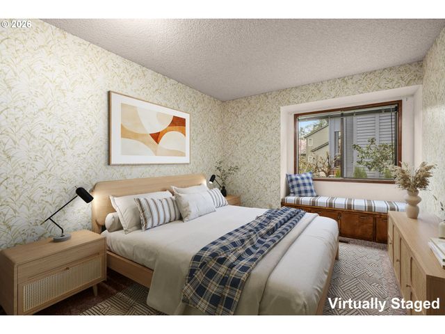 4760 DOGWOOD Dr, Lake Oswego, OR 97035