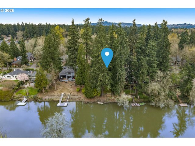 4760 DOGWOOD Dr, Lake Oswego, OR 97035