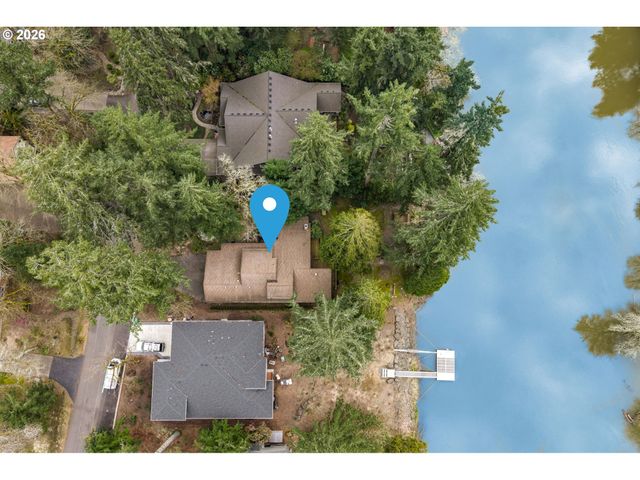 4760 DOGWOOD Dr, Lake Oswego, OR 97035