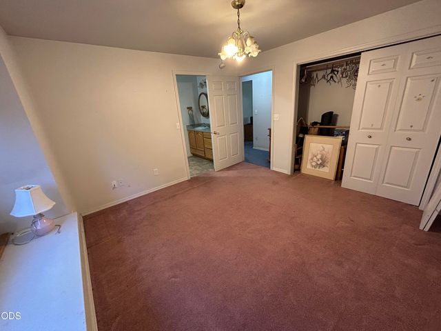 2075 SW Allen Creek Road, Grants Pass, OR 97527