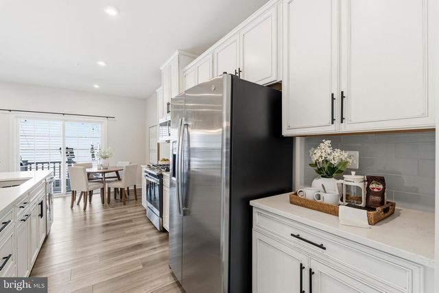 205 BAUGHMANS LN, Frederick, MD 21702
