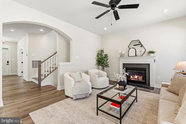 205 BAUGHMANS LN, Frederick, MD 21702